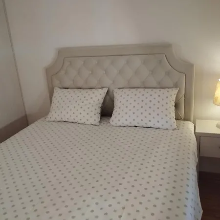 Apartment Dezavu *